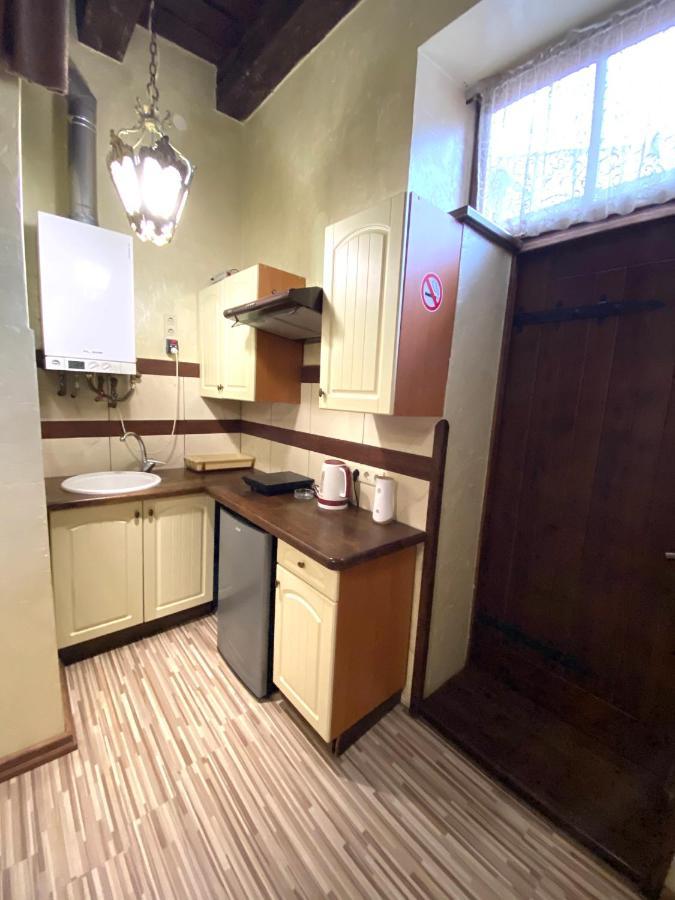 Квартира Подобово На Площі Ринок 39 Lviv Exteriör bild